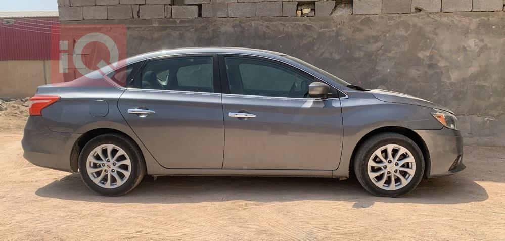 نیسان سێنترا